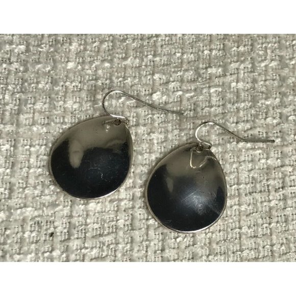 Two Pair of Silver Tone Earrings-One Pair Twisted Rope Hoops-One pair Oval Discs - Picture 8 of 8